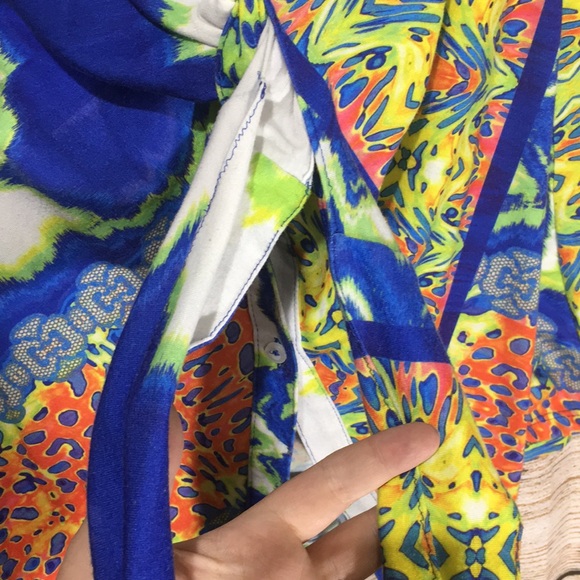 Boho chic small cross tie shirt abstract print - Picture 3 of 5